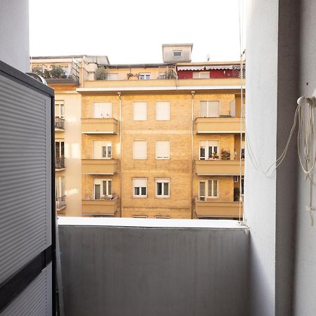 Tra Porta Susa E Piazza Statuto -Cortile Interno- 都灵 外观 照片