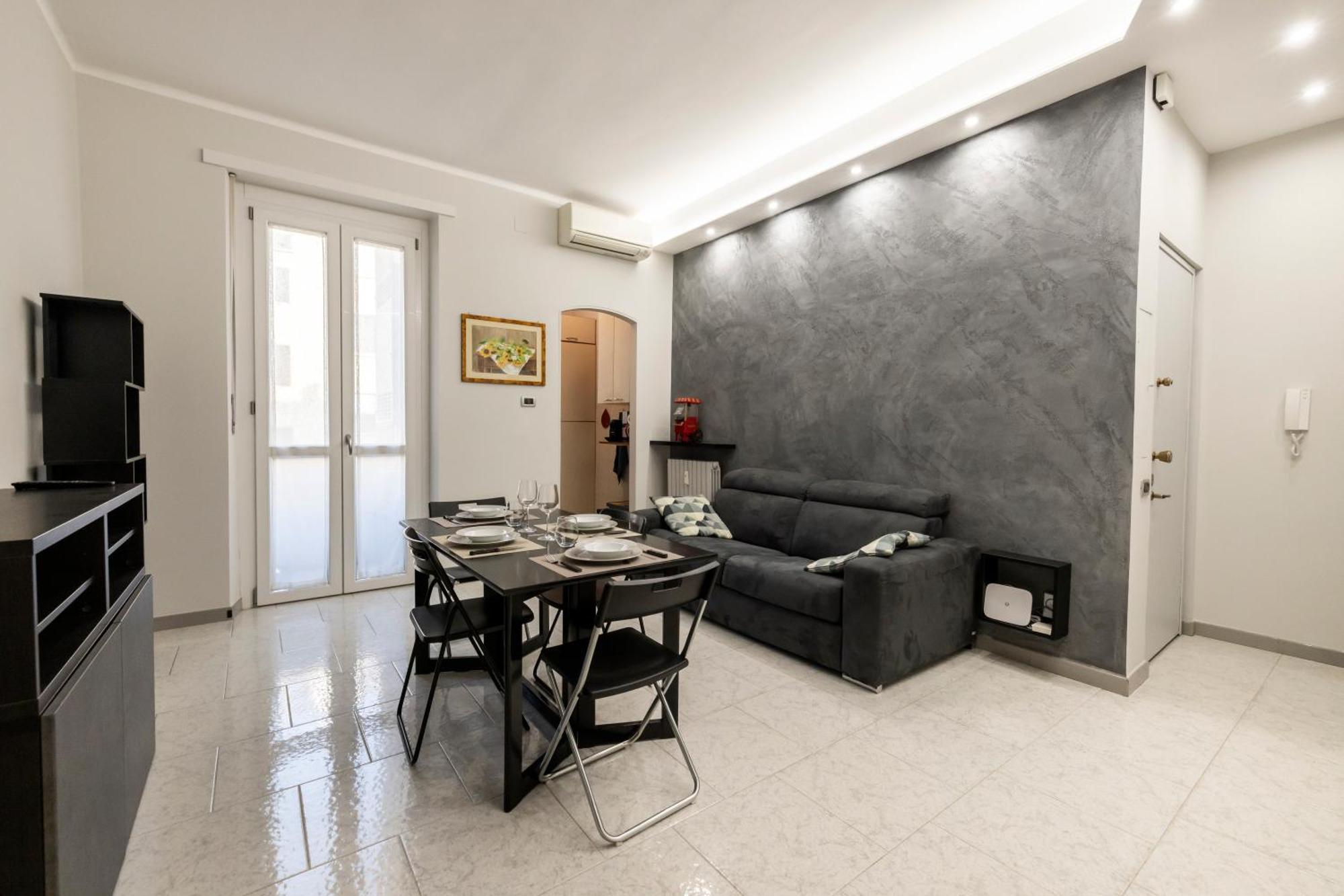 Tra Porta Susa E Piazza Statuto -Cortile Interno- 都灵 外观 照片